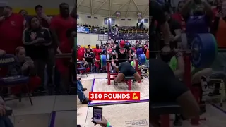 17-year-old Mahailya Reeves ended her HS career by benching 380 pounds! 😤 🙌 #shorts