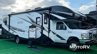 $128K Class C Motorhome Entegra Coach Odyssey 30Z