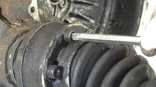 How to open BAD and Stuck driveshaft bolts in Volkswagen and Audi cars