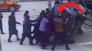 7 Real Life Heroes Caught On Camera