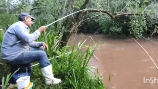 RIO COM ÁGUA SUJA Ė NISSO QUE DÁ: PESCARIA DE BAGRES!!!