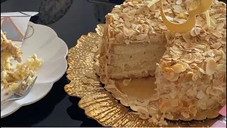 Génoise avec crème au beurre praliné جنواز براليني