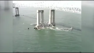 Florida bridge collapse of 1980: Freighter crashes into Sunshine Skyway Bridge, killing 35