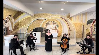 Panis angelicus Cesar Frank María Herrada Soprano piano violín cello y trompeta white coro para misa