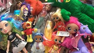 Thrift store doll hunt&haul- LOL OMG, Barbie, Disney, Na Na Na, Rainbow Surprise, Bratzillaz