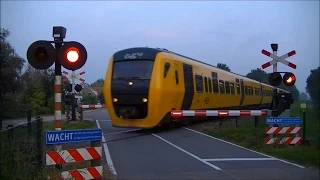 Spoorwegovergang Laag Zuthem // Dutch railroad crossing