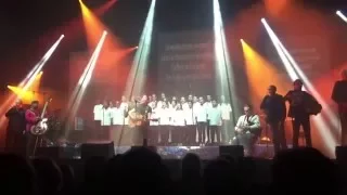 La Balade Nord Irlandaise I Muvrini et Les Petits Chanteurs