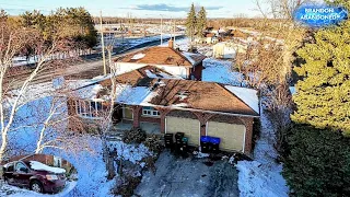 This Mold Scares Me!! Moldy House ABANDONED With Lots Of Items Left Behind Including A Vehicle!!