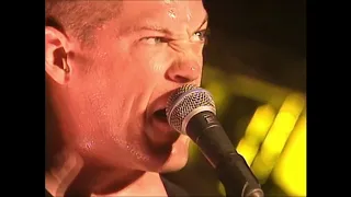 Metallica - Of Wolf and Man (live)