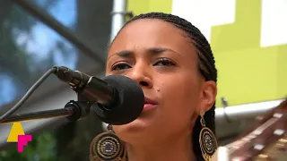 Sona Jobarteh - Gainaak - LIVE at Afrikafestival Hertme 2018