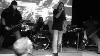 "GUN" by Soundgarden tribute band JESUS CHRIST POSE