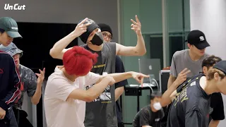 [Un Cut] Take #4｜’질주 (2 Baddies)' Dance Practice Behind the Scene