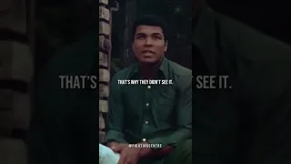 Muhammad Ali explaining his controversial knockout 😂🐐
