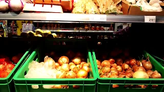 Цены на овощи в Ольгинке.Prices in Russia.俄羅斯的價格