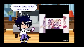 Sasuke vendo o que tem no celular da sakura/gacha(sasusaku)