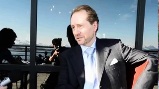 Man in suit on Norwegian media - feat. Kjell Inge Røkke