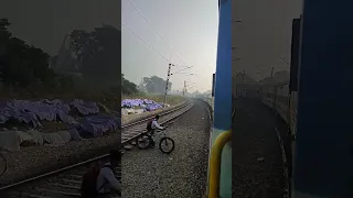 Live train accident, please don't take risk your Life🙏 #shorts #indianrailways