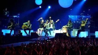 Enrique Iglesias 2011 Stand By Me