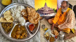 श्री राम जन्मभूमि Ayodhya में Free Food For Everyone🙏🏻🙏🏻 Indian Street Food | Uttar Pradesh
