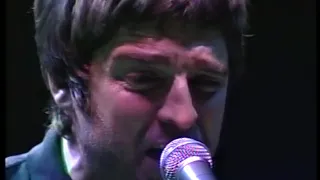 Oasis - The Masterplan (Live from Buenos Aires)