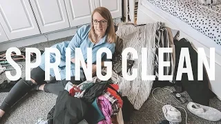 MARIE KONDO-ING MY WARDROBE | KonMari Method Clothing Declutter