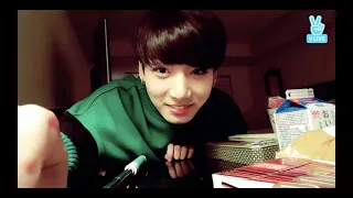 [ENG SUB] BTS Jungkook 1st solo Vlive Mukbang .11.29.2016 [All Subs Available]