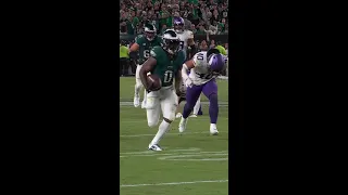 DAndre Swift rushes for a 43-yard Gain vs. Minnesota Vikings