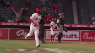 JARED WALSH GAME-TYING GRAND SLAM IN THE 9TH OFF CHAPMAN