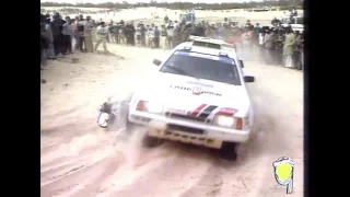 1990 Dakar Rally: Lada runs over a bike
