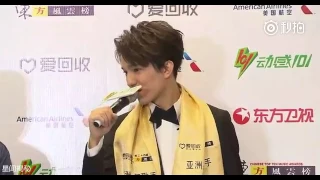 Dimash Kudaibergenov Interview Димаш Кудайбергенов Интервью China 2017 Show I Am Singer