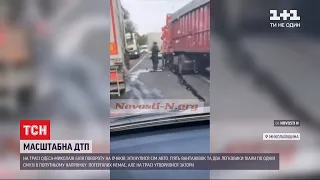 На трасі "Одеса-Миколаїв" зіткнулися одразу 7 автомобілів
