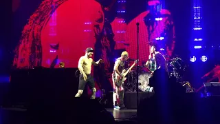 Red Hot Chili Peppers - Dreams Of A Samurai (BEST OUTRO EVER) - 15/12/16 - Manchester, UK