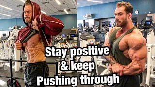 I TORE MY HAMSTRING... | SAVAGE CHEST WORKOUT 4 WEEKS OUT