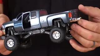 Unboxing! New Ray Toys 1:32 Chevrolet Silverado Off Road Pick Up Honda Dirt Bike