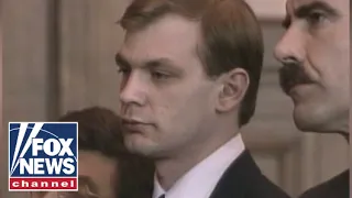 Cop who arrested Jeffrey Dahmer still can't shake what he saw