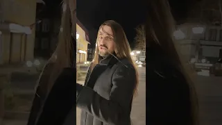 Когда просто решил распустить волосы на улице 😂 #юмор #волосы #hair