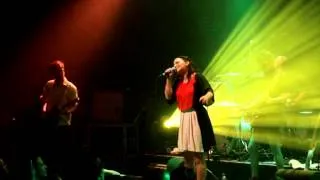 Emilíana Torrini - JUNGLE DRUM [Live at Paradiso, Amsterdam, 06-11-2013]