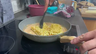 Buldak carbonara (scharf) richtig schön cremig machen | #foryou #viral