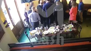 Кокорин и Мамаев избили чиновника в кафе. Видео с камер наблюдения