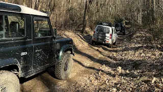 Monte Serra e Ciapino nel bosco.Jimny, Defender e Wrangler