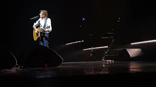 Alain Souchon La vie ne vaut rien Live 08 02 2022