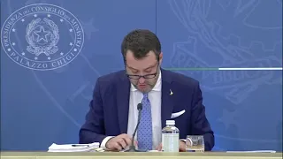 SALVINI SCOPRE DI MIHAJLOVIC DURANTE LA CONFERENZA STAMPA DOPO IL CONSIGLIO DEI MINISTRI