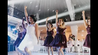 Bridesmaids Dance- Romanian Girls Shake Up The Wedding