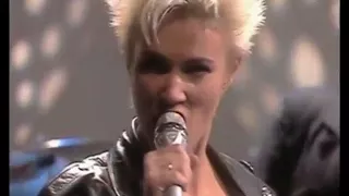 Metallica feat.Roxette - She's got the blackened (1988)