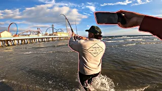 Fishing The MOST DANGEROUS Pier in Galveston Tx (Pleasure Pier)￼