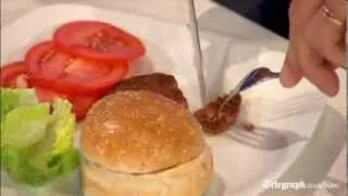 Journalists denied bite of first test-tube burger