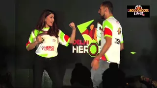 JACQUELINE FERNANDES, TIGER SHROFF AT LAUNCH OF SUPER FIGHT LEAGUE SEASON 2