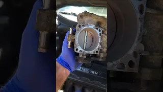 Suzuki Forenza 2.0l DIY Remove & Clean The Throttle Body