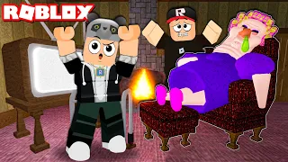 Büyükanne Geri Döndü!! Kaçıyoruz - Panda ile Roblox GRUMPY GRAN Obby