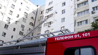 Из под рухнувших строительных лесов в Севастополе сотрудники МЧС спасли рабочего